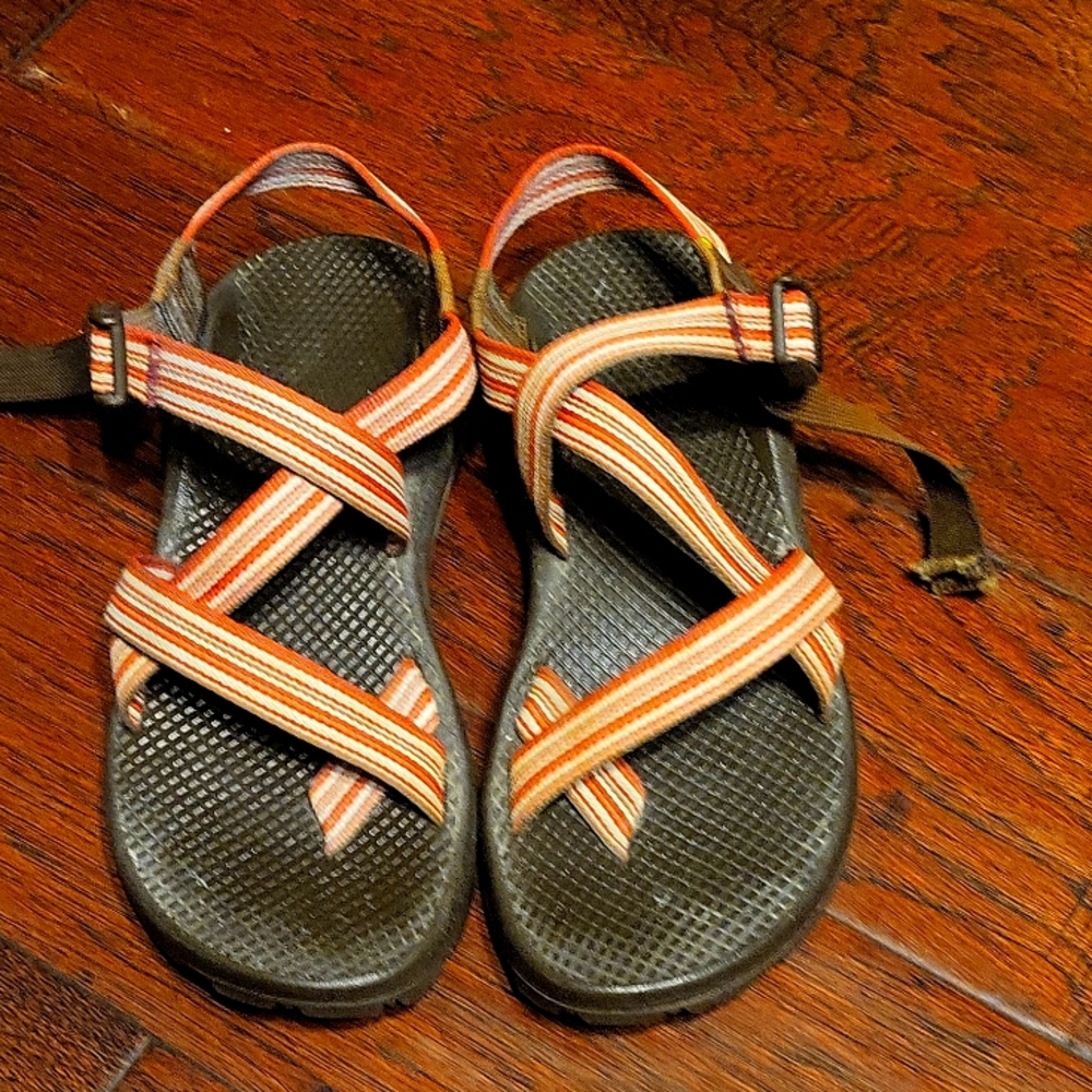 Chacos sz 8